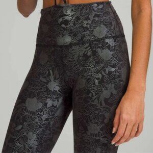 NWOT Lululemon Wunder Train High-Rise Tight 25" *Foil Logo Flourish Black, 6